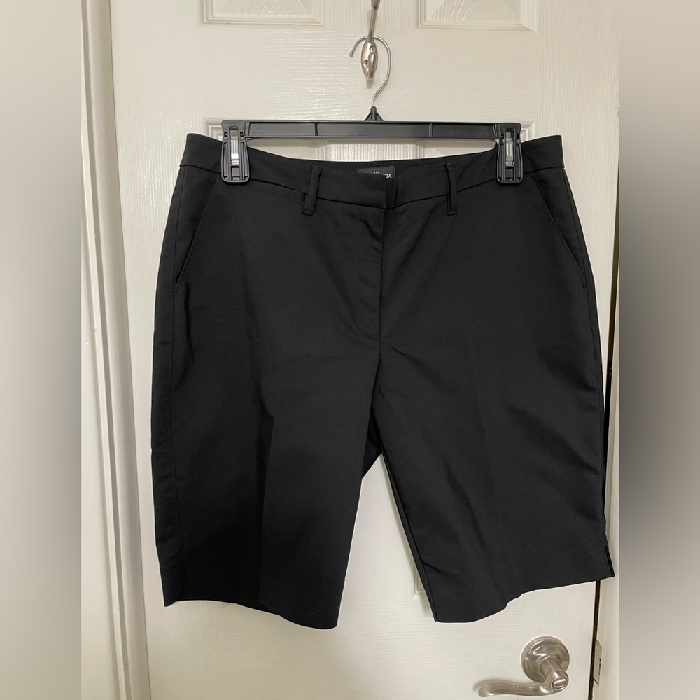 Last Chance! White House Black Market Bermuda shorts size 14